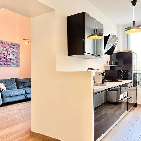 1 Bedroom - 9bc *